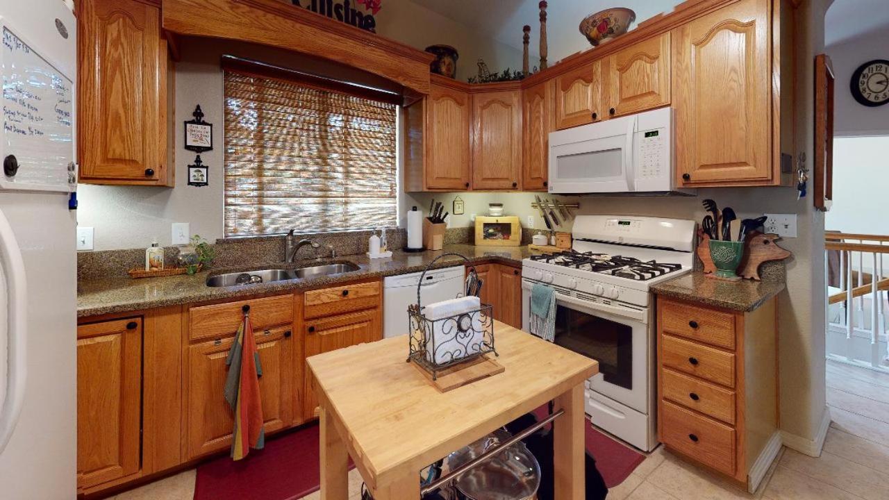 120 Winding Meadow By Vacation Rentals For You Monument Bagian luar foto