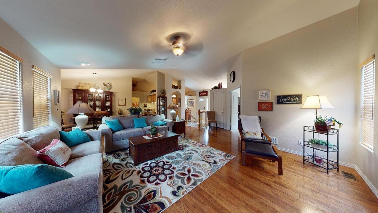 120 Winding Meadow By Vacation Rentals For You Monument Bagian luar foto