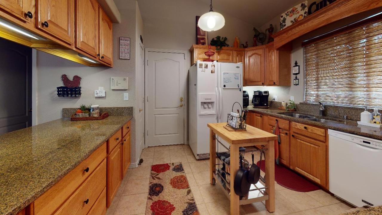 120 Winding Meadow By Vacation Rentals For You Monument Bagian luar foto