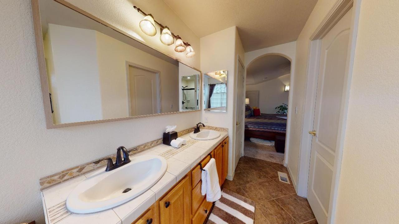 120 Winding Meadow By Vacation Rentals For You Monument Bagian luar foto
